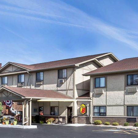 Super 8 By Wyndham Ottawa Starved Rock Hotel Kültér fotó