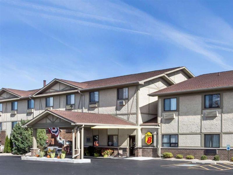 Super 8 By Wyndham Ottawa Starved Rock Hotel Kültér fotó