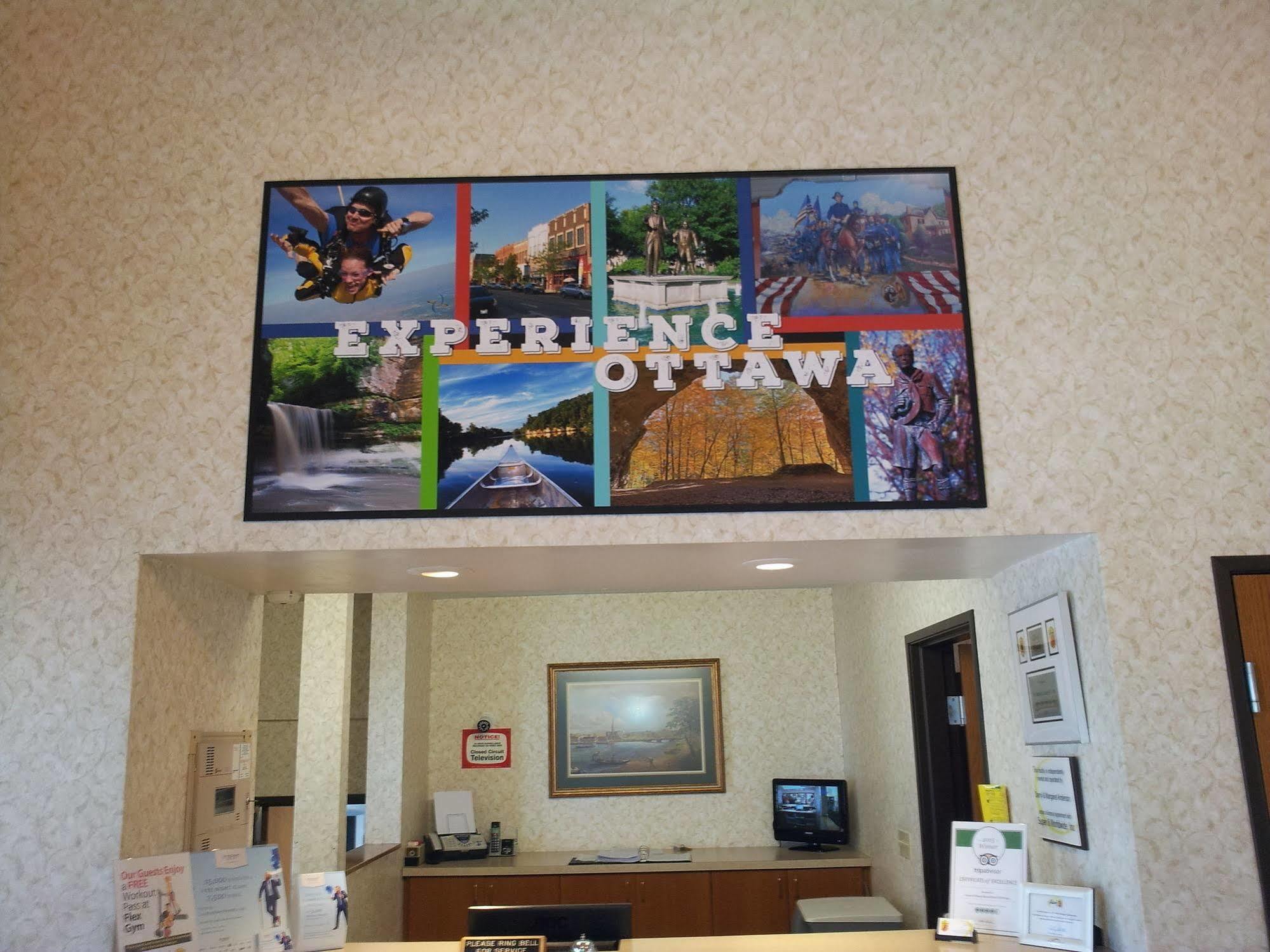 Super 8 By Wyndham Ottawa Starved Rock Hotel Kültér fotó
